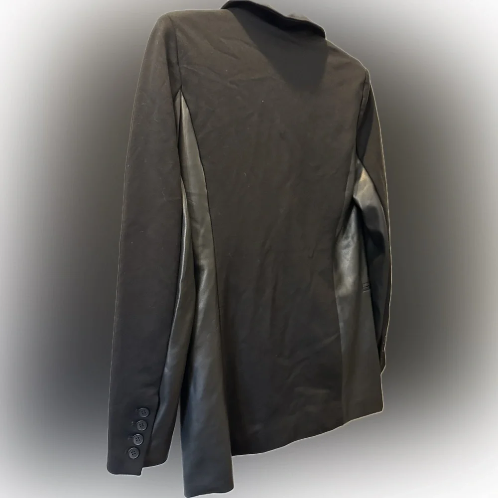 NWT RD Style Black Faux Leather Trimmed Single Button Blazer Size Small